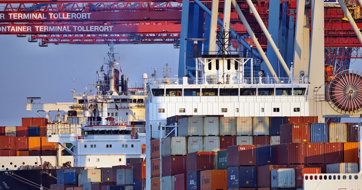 Silica Gel for Container Shipping — Specs, MOQ and Quantity Calculation